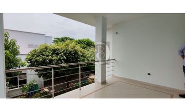 SE VENDE O ARRIENDA CASA CAMPESTRE CONJUNTO PASO REAL YOPAL