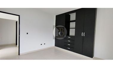 SE VENDE O ARRIENDA CASA CAMPESTRE CONJUNTO PASO REAL YOPAL