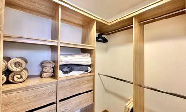 Apartamento para la renta amoblada en Envigado-Escobero, piso 18