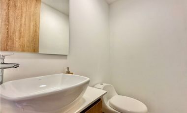 Apartamento para la renta amoblada en Envigado-Escobero, piso 18