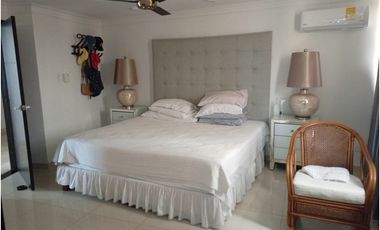 APTO REMODELADO EN ALTOS DE RIOMAR