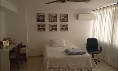 APTO REMODELADO EN ALTOS DE RIOMAR
