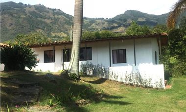 Finca en Arriendo en Copacabana, Antioquia