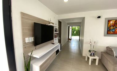 SE ALQUILA CASA CAMPESTRE  EN LA TORRE CONDOMINIO LOS SAMANES DE ROZO