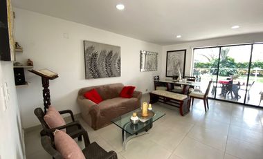 SE ALQUILA CASA CAMPESTRE  EN LA TORRE CONDOMINIO LOS SAMANES DE ROZO