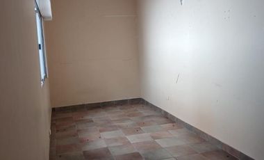 CASA EN ALQUILER - 3 DORM / CENTRO DE ESCOBAR