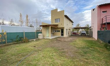 DUPLEX EN VENTA EN EL BARRIO LOS ARCOS DE PLOTTIER