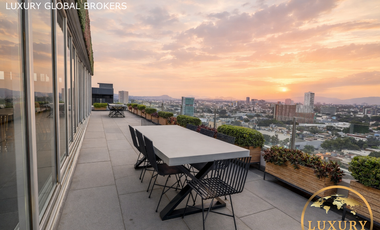 Lujoso Departamento de 2 Niveles en Colonia Americana, Guadalajara. En Venta