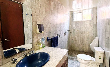 Venta de Edificio de Oficinas en 33 Oriente colonia el Mirador