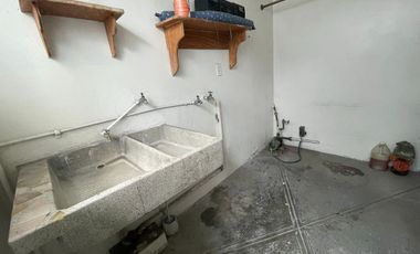 Venta de Edificio de Oficinas en 33 Oriente colonia el Mirador
