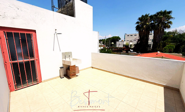 Venta de Edificio de Oficinas en 33 Oriente colonia el Mirador