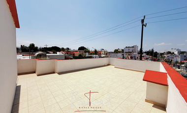Venta de Edificio de Oficinas en 33 Oriente colonia el Mirador