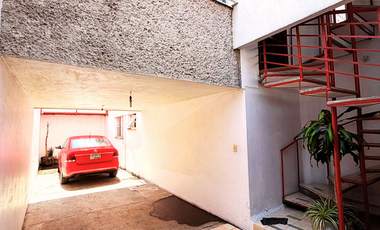 Venta de Edificio de Oficinas en 33 Oriente colonia el Mirador