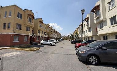 Departamento en venta en Ojo de Agua, Tecámac 26-2815 JAS