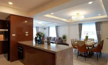 Luxury Pool Villa on Thepprasit Road 5 bedrooms and 6 bathrooms Near Jomtien Beach & Walking Street, High Rental Potential