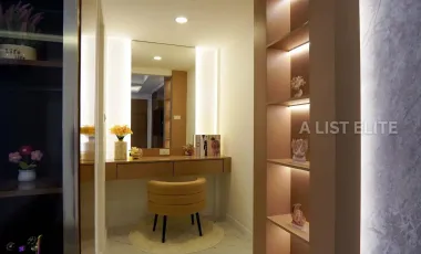 Luxury Pool Villa on Thepprasit Road 5 bedrooms and 6 bathrooms Near Jomtien Beach & Walking Street, High Rental Potential