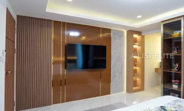 Luxury Pool Villa on Thepprasit Road 5 bedrooms and 6 bathrooms Near Jomtien Beach & Walking Street, High Rental Potential