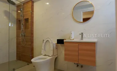 Luxury Pool Villa on Thepprasit Road 5 bedrooms and 6 bathrooms Near Jomtien Beach & Walking Street, High Rental Potential