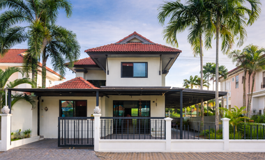 Luxury Villa for Rent in Mueang Krabi