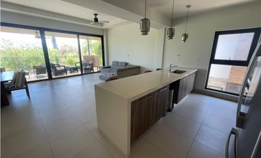 Se Vende Villa en Punta Caelo