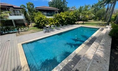Se Vende Villa en Punta Caelo