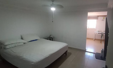Venta de Casa con Galeras y Oficinas/ Pueblo Nuevo