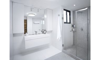 Se vende Penthouse en Paitilla, completamente amoblado