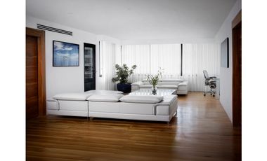 Se vende Penthouse en Paitilla, completamente amoblado