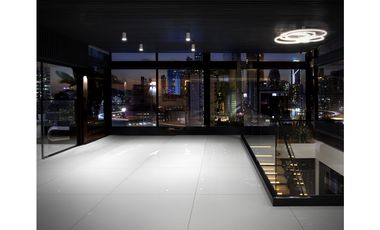 Se vende Penthouse en Paitilla, completamente amoblado