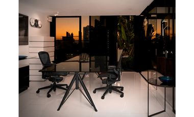 Se vende Penthouse en Paitilla, completamente amoblado