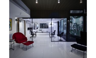 Se vende Penthouse en Paitilla, completamente amoblado