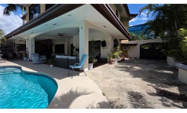 Alquiler de casa en Costa del Este – PH Antigua