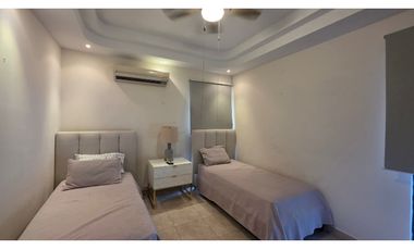 Alquiler de casa en Costa del Este – PH Antigua