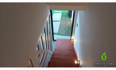 Dúplex de 3 Dor. Housing Villa Rivera Indarte - z. norte Córdoba.