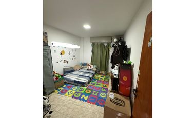 Duplex dos hab, dos baños con gas natural, cochera, patio