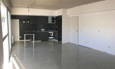 VENTA DEPTO 2 AMBIENTES. COCHERA. FLORIDA.