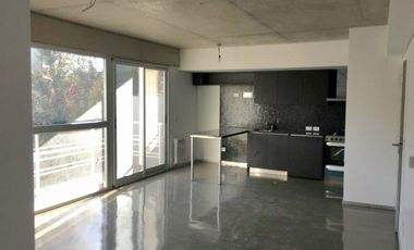 VENTA DEPTO 2 AMBIENTES. COCHERA. FLORIDA.