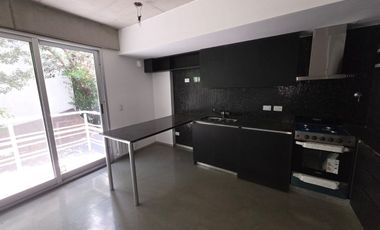 VENTA DEPTO 2 AMBIENTES. COCHERA. FLORIDA.