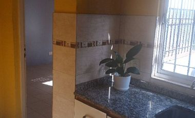 VENTA CASA 3 AMBIENTES GLEW C/DEPTO ADICIONAL