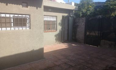 VENTA CASA 3 AMBIENTES GLEW C/DEPTO ADICIONAL
