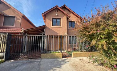 Casa en arriendo  en TALAGANTE