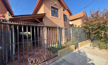 Casa en arriendo  en TALAGANTE