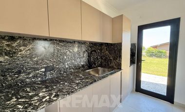 CASA 6AMB EN VENTA PILAR B° SAN PABLO FINANCIACION