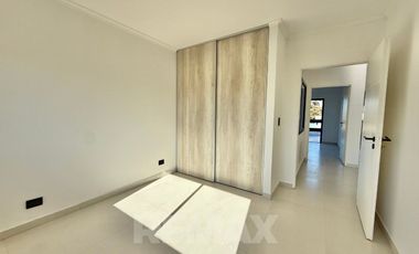 CASA 6AMB EN VENTA PILAR B° SAN PABLO FINANCIACION