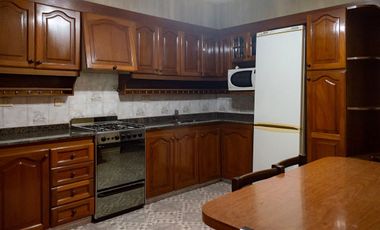 VENTA CASA  4 AMBIENTES SANTOS LUGARES