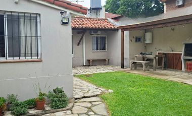 Casa en alquiler 5 amb con jardin y terraza Olivos