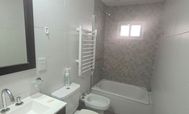 Casa en alquiler 5 amb con jardin y terraza Olivos