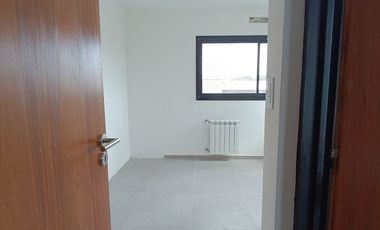 CASA EN VENTA EN SALTO, PROVINCIA DE BUENOS AIRES