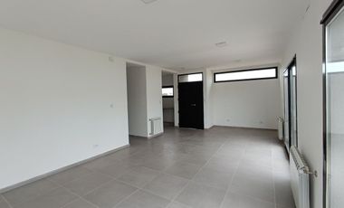 CASA EN VENTA EN SALTO, PROVINCIA DE BUENOS AIRES