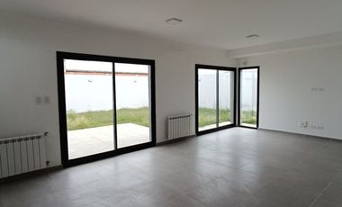 CASA EN VENTA EN SALTO, PROVINCIA DE BUENOS AIRES